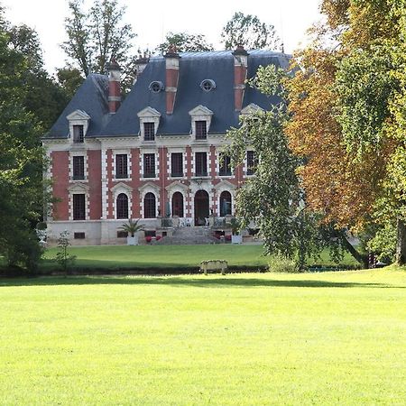 Bed and Breakfast Chateau Du Breuil Gevrolles Экстерьер фото