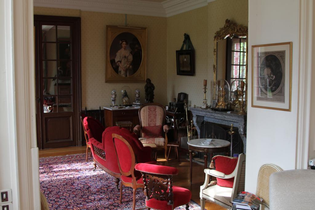 Bed and Breakfast Chateau Du Breuil Gevrolles Экстерьер фото